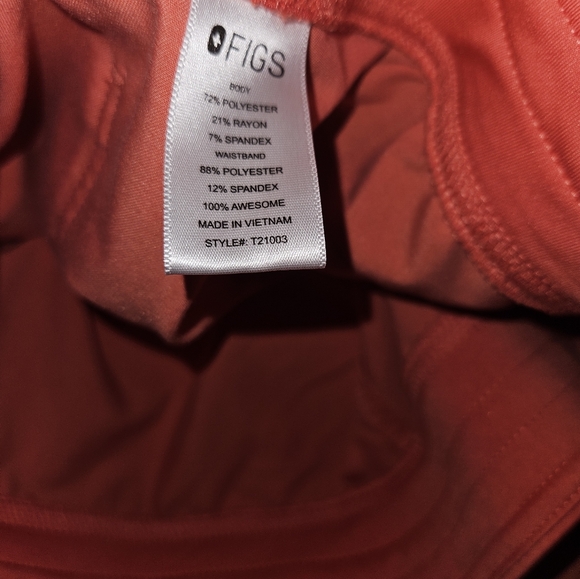 Figs Limited Edition Coral SET - Picture 7 of 8